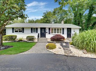 817 Tennent Rd, Manalapan, NJ 07726