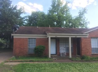 5575 Apple Blossom Dr, Memphis, TN 38115