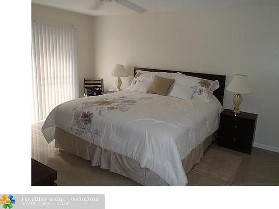 4th image of 2870 NE 14th Street Cswy APT 307C