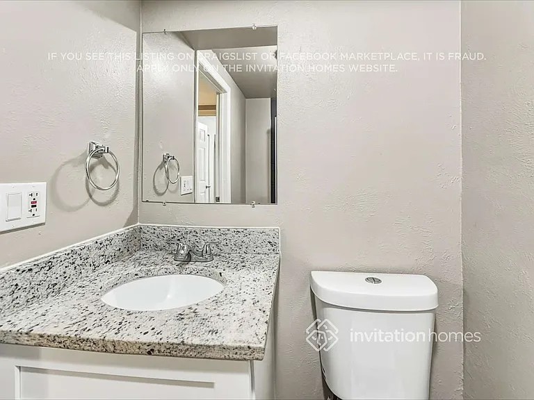 4246 S Gibralter St — Photo 16