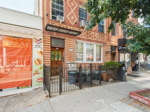 146 North Seventh Street image 14 of 36