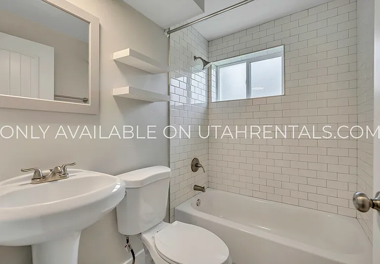 336 E Rena Ave — Photo 22