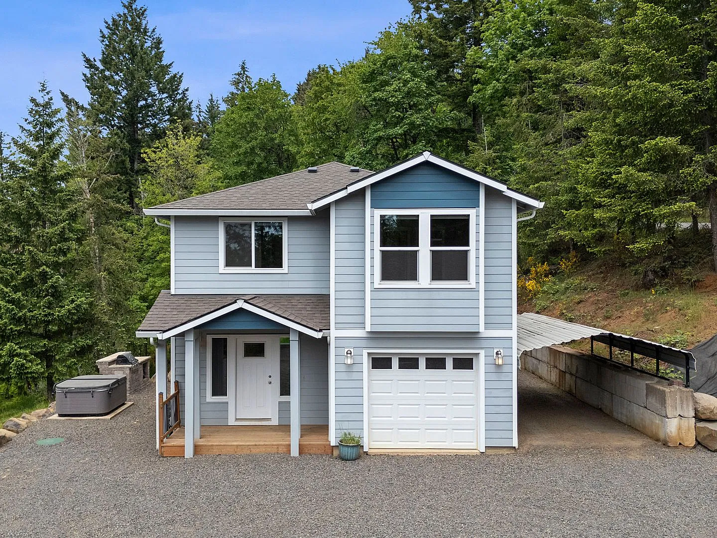 6015 NW High Heaven Rd — Photo 1