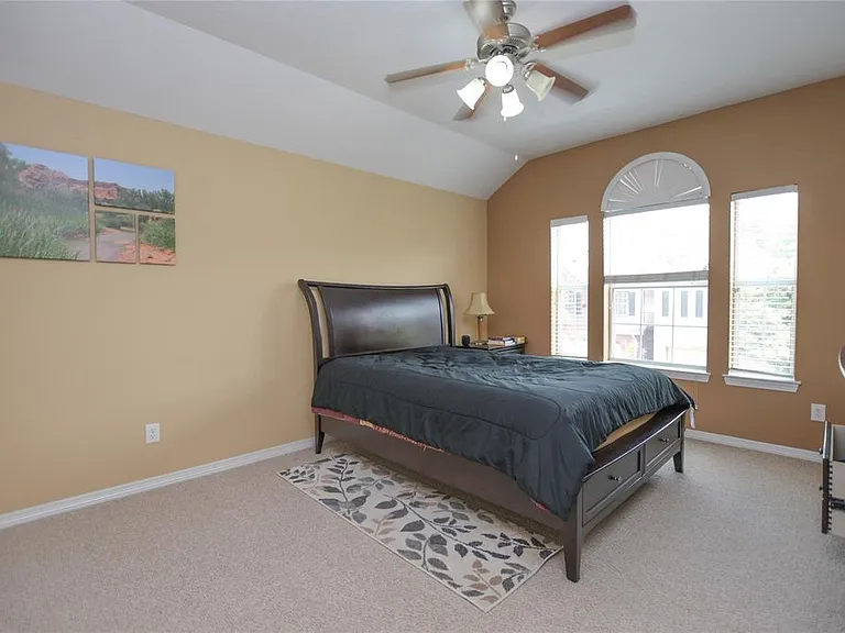 1375 Ella Pl — Photo 14