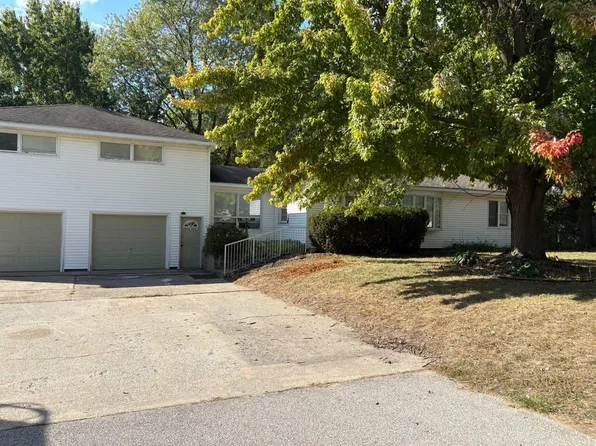 9280 California Rd, Bridgman, MI 49106