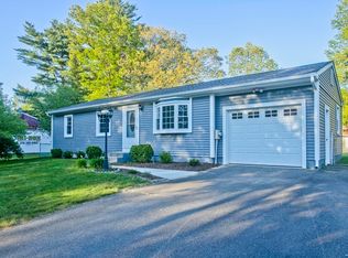 75 Saffron Cir, Springfield, MA 01129