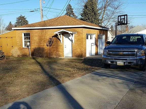2nd image of 302 Hayden Ave