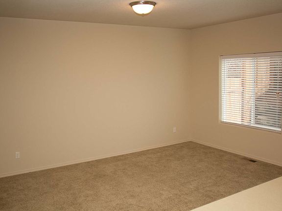 2nd image of 2706 NE 87th Ave