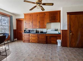 748 Grove St #3R, Woonsocket, RI 02895