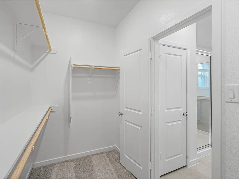 9715 Westminster Manor Dr — Photo 26