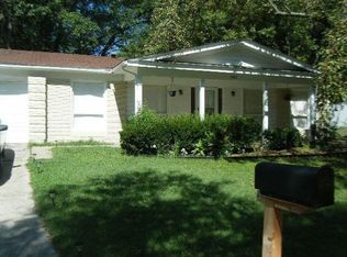 11423 Surf Side Dr, Saint Louis, MO 63138