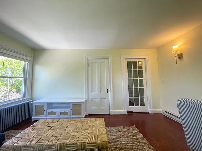 45 Woodlawn Ave #3 — Photo 9