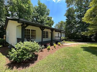 2404 Red Fox Run NW, Acworth, GA 30101