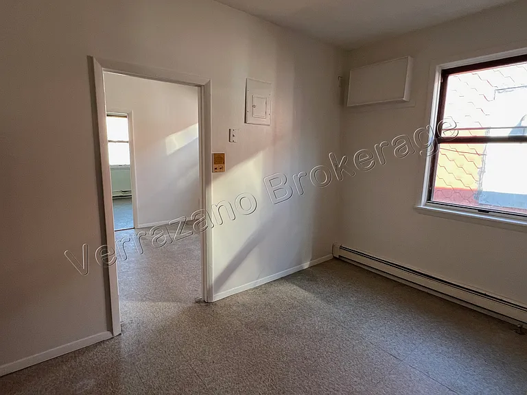 62nd St — Photo 4