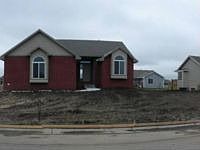 1st image of 413 E Parkwood Dr