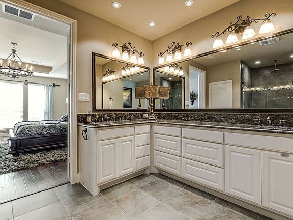 4th image of 6534 Lakecrest Dr