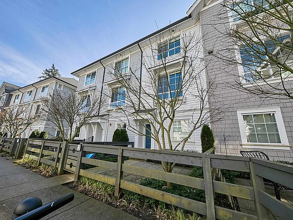 2nd image of 19696 Hammond Rd #17