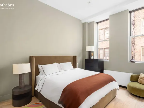 420 West 25th Street image 7 of 17