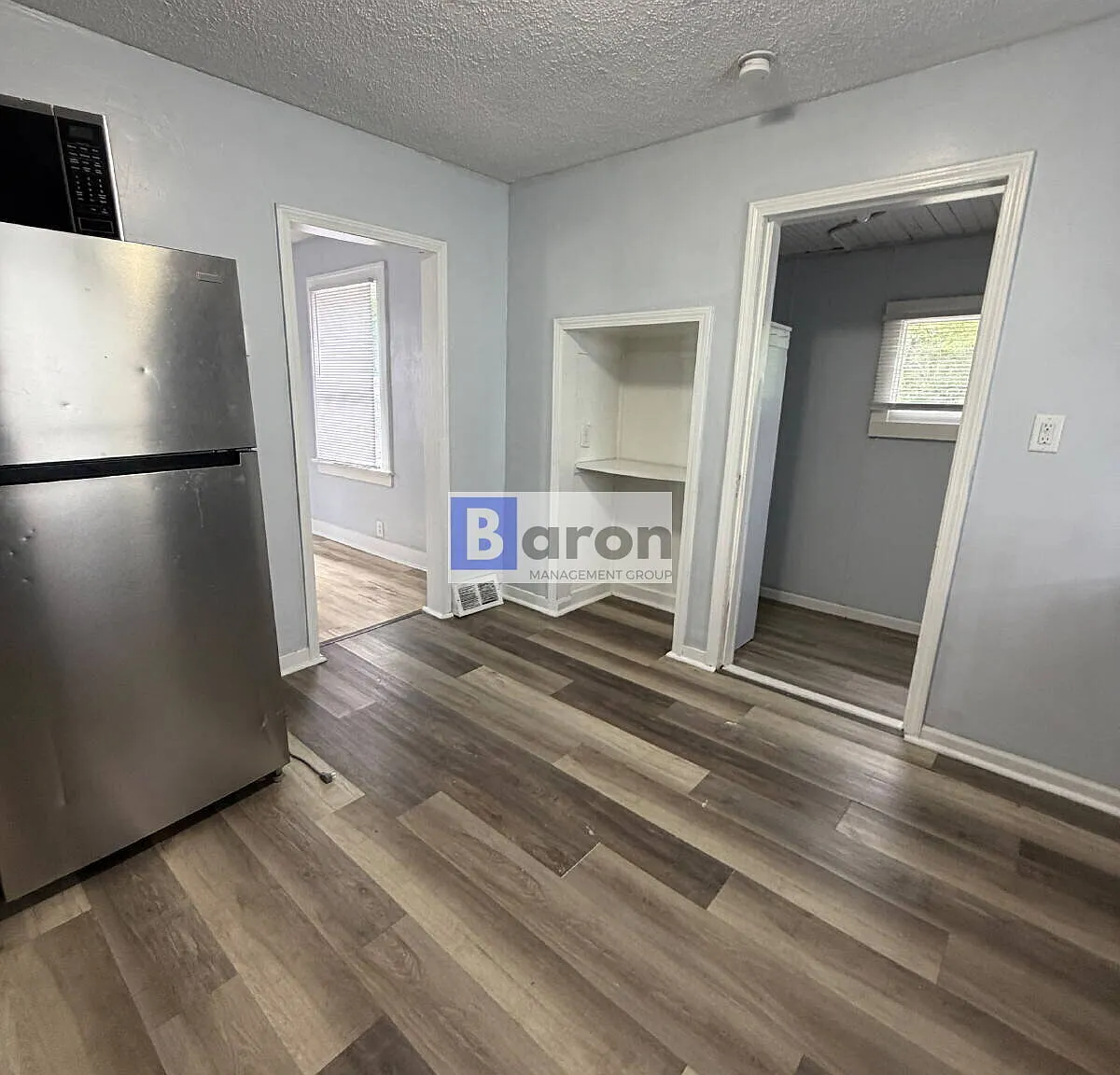 "Charming 3-Bed Home at 904 Sancome Ave, South Bend Perfect Blend of Comfort and Convenience!" — Photo 4