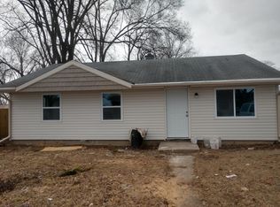 1204 Ramona Ter, Machesney Park, IL 61115