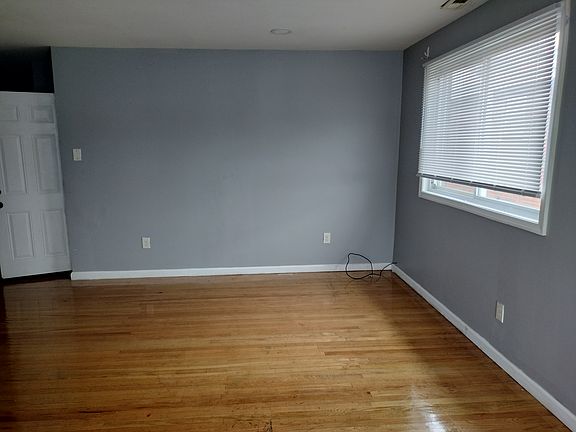 4th image of 84 Rodney St #2
