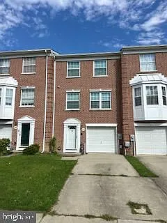 3 bed, 4.0 bath, 1840 sqft, $3,400 — Photo 2