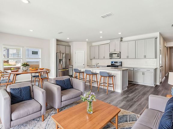 The Gibson floorplan with the Distinct 1 interior package.