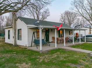 105 S Washington St, East Lynne, MO 64743