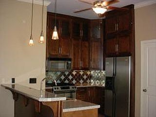 3rd image of 102 Trumpet Vine Ln