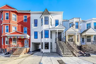 34 Van Reypen Street in Jersey City