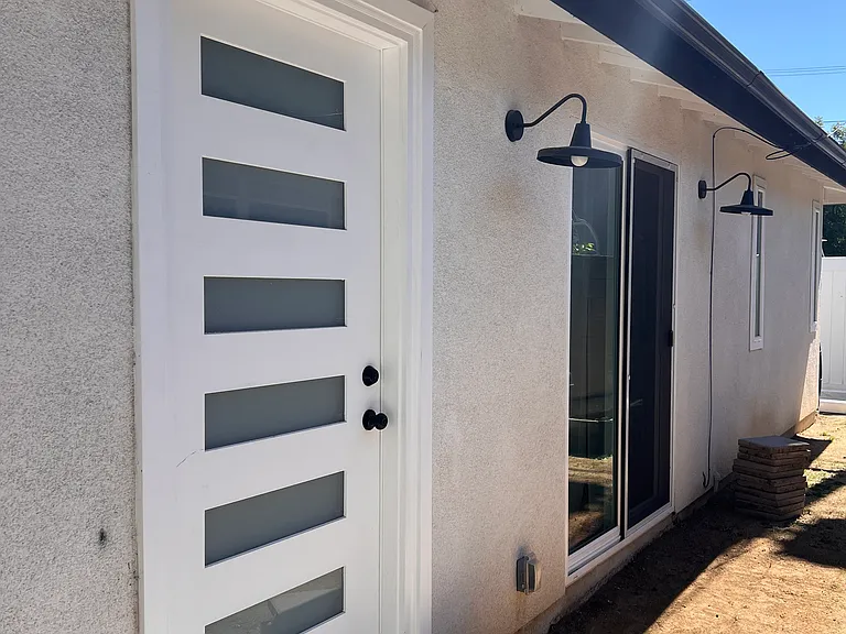 16066 Bahama St — Photo 10