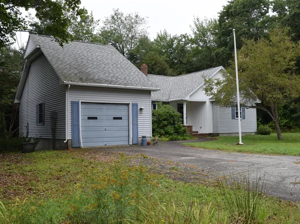 16 Brae Drive, Ellsworth, ME 04605