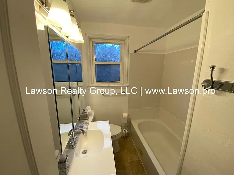 1623 Coveland Dr NW — Photo 11