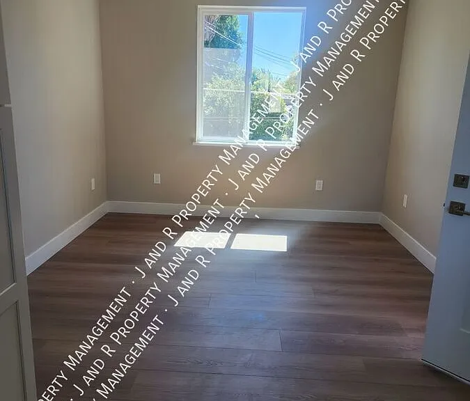 817 V St #2 — Photo 6