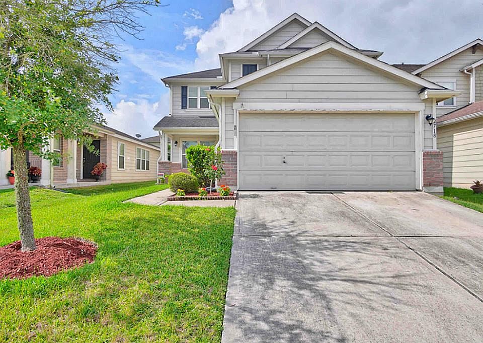 1st image of 2718 Skyview Knoll Ct