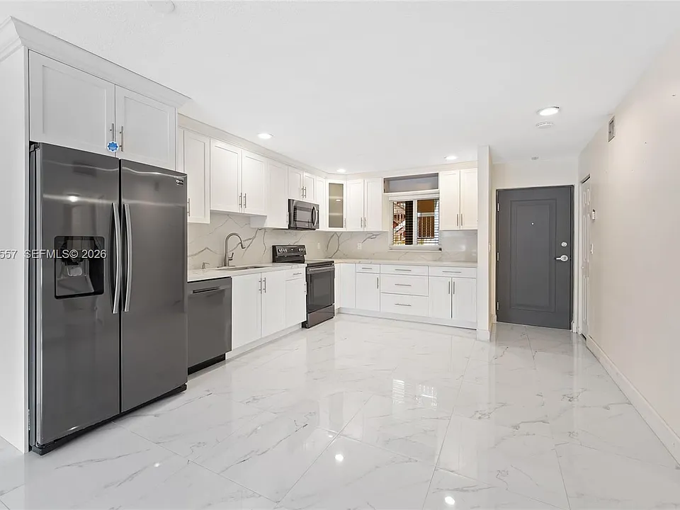 7920 Camino Real #109