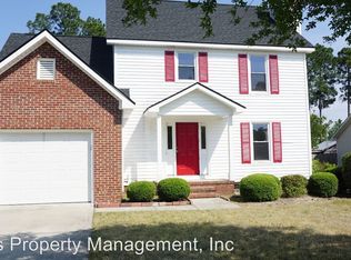 3517 Rittenour Dr, Hope Mills, NC 28348