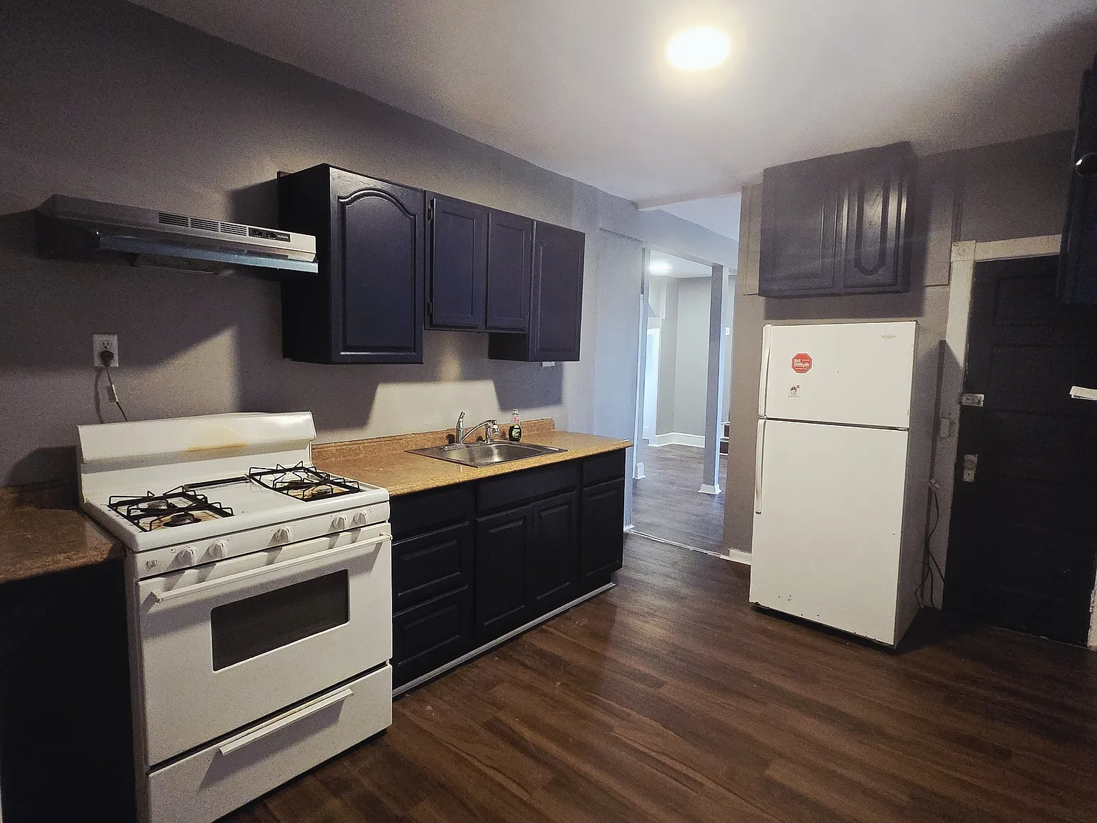 810 N Ohio Ave — Photo 3