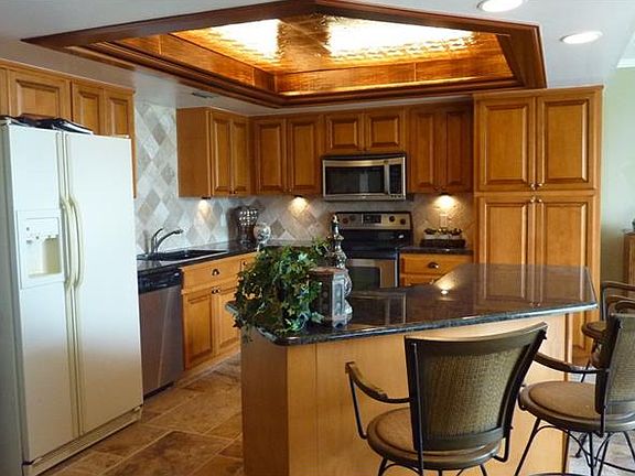 4th image of 1060 Pinellas Bayway S APT 203