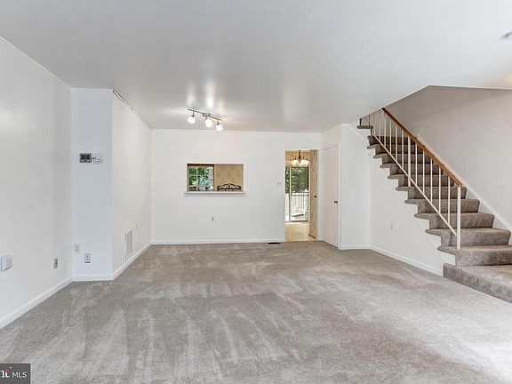 5th image of 5023 Lambsgate Ln