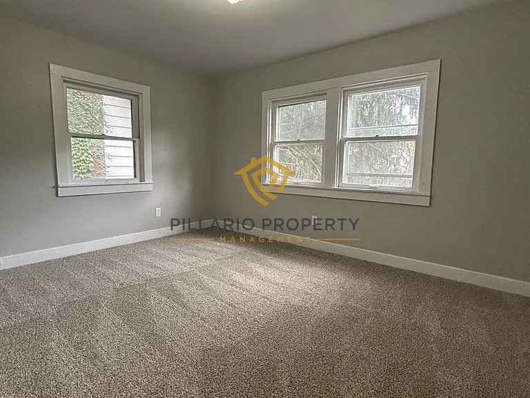 3943-3945 Cornelius Ave — Photo 10