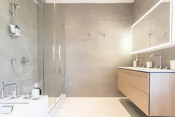 Rented by Compass | media 16