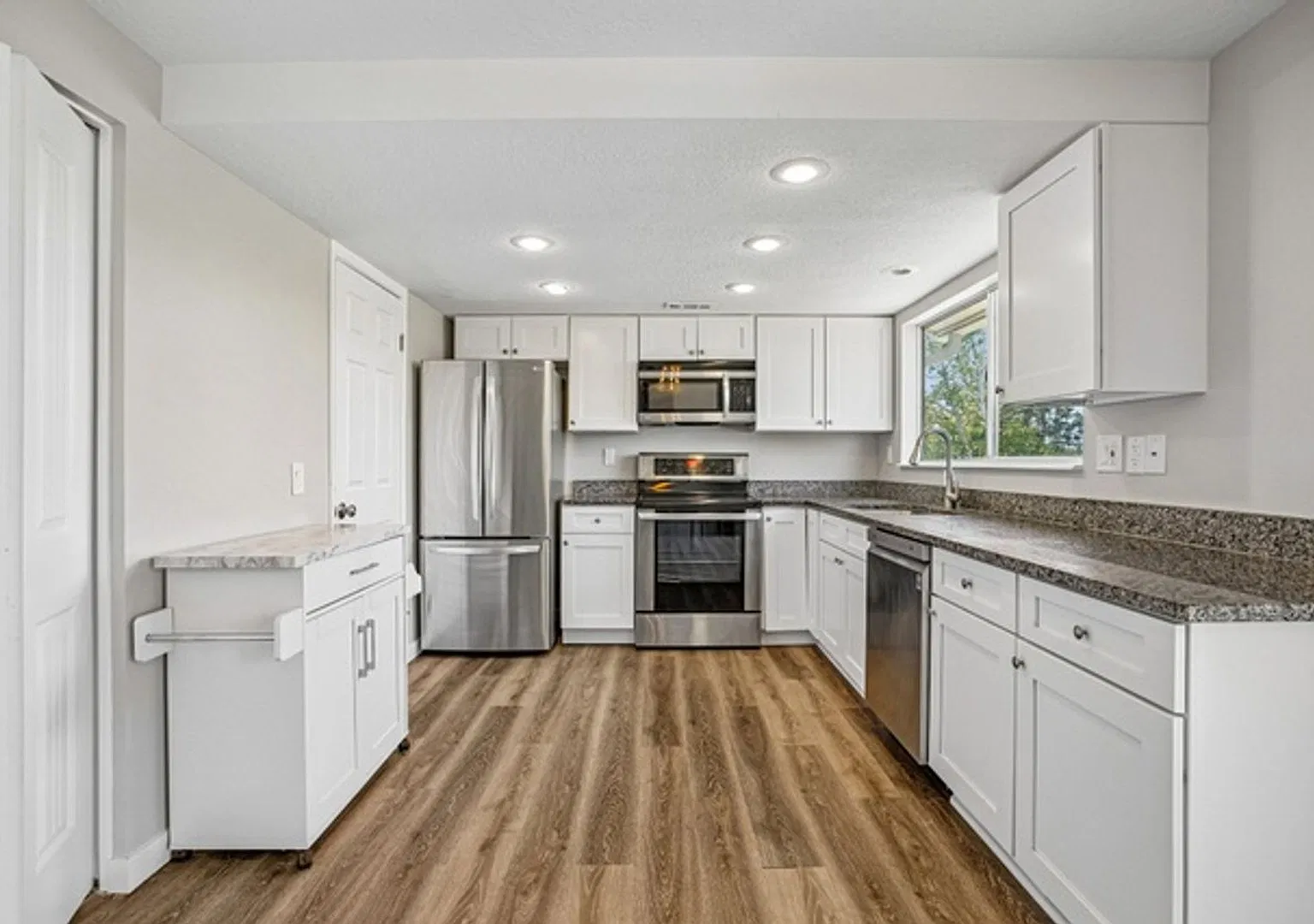 Meadow View, 2 bedroom 1 bathroom — Photo 2
