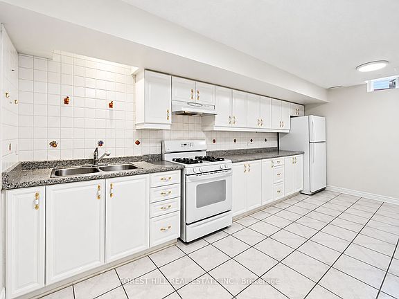 3rd image of 46 Gianmarco Way #Basement