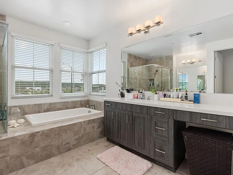 6640 Solterra Vista Pkwy — Photo 26