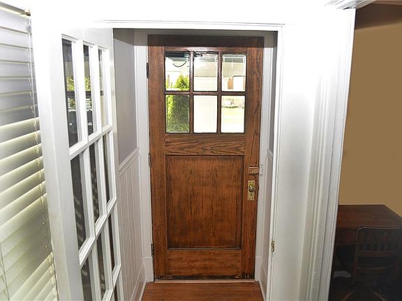 5th image of 263 Saranac Ave