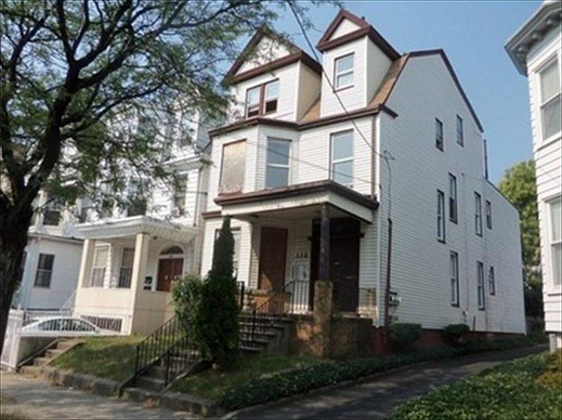 2nd image of 332 Clifton Ave