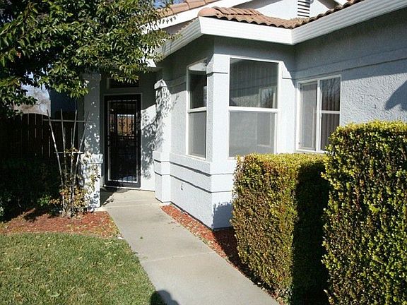 4th image of 376 Quail Dr