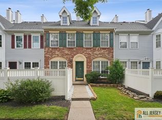 37 Kingston Run, North Brunswick, NJ