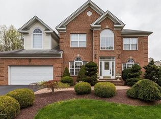 7 Hastings Ct, Jackson, NJ